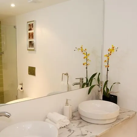 House 4*