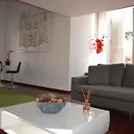 House 4*